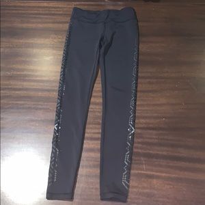 Girls Ivivva Leggings// SIZE 12